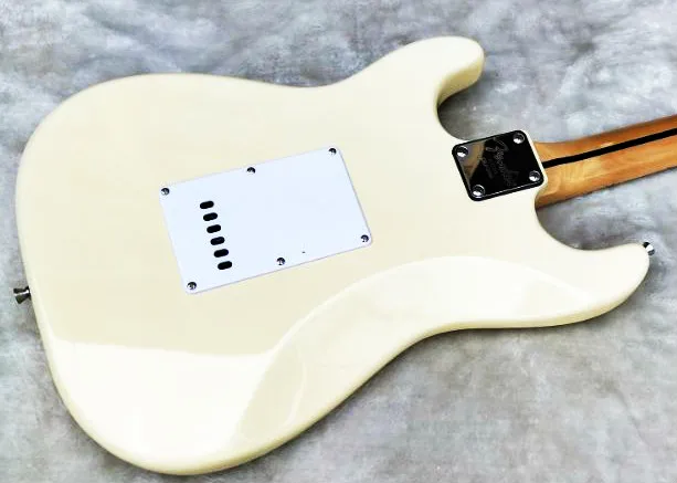 Augstākās kvalitātes FPST-1021 Krējuma baltā krāsa, ciets ķermenis balts pickguard kļavu fretboard elektriskā ģitāra, Bezmaksas piegāde