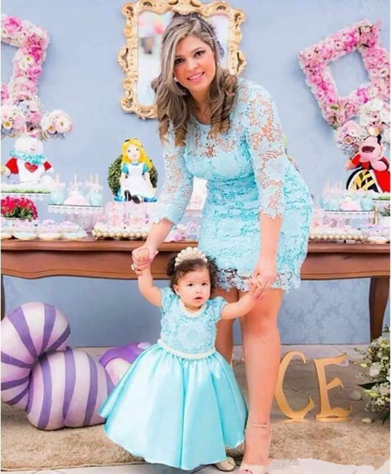 Jaunu 2021 Māte un Meita Kleitas Dārgakmens Kakla Mežģīnes Rāvējslēdzējs Atpakaļ Kāzu Kleitas Skaisto Princesi Dzimšanas dienas Tērpi