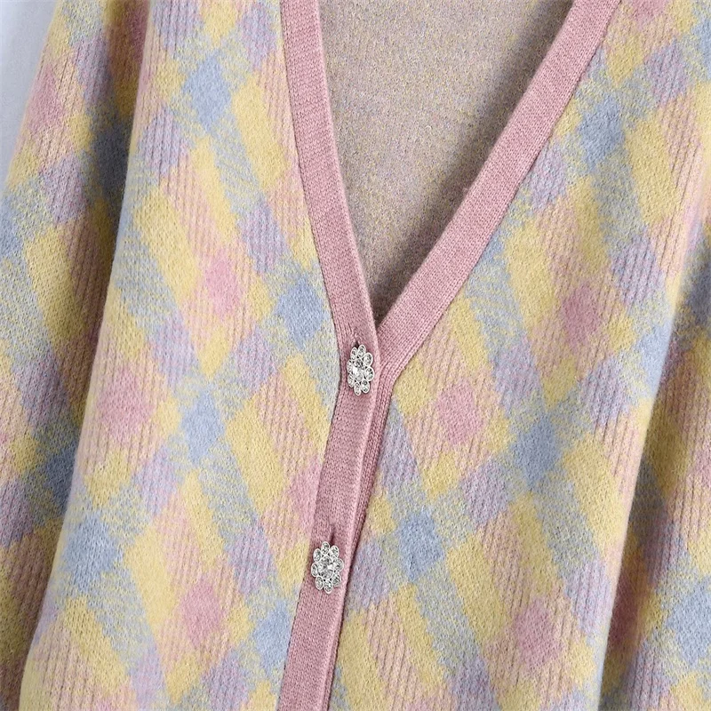 TRAF Sievietes Ir 2021. Modes Rhinestone Pogu Apgriezts Argyle Adītas Vintage Džemperis ar garām Piedurknēm, Sieviešu Virsdrēbes Streetwear