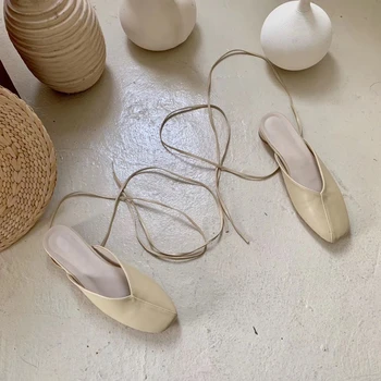 Vasaras sandales sieviešu dzīvoklis pārsējs kurpes kroean modes ērtu gumijas apavi