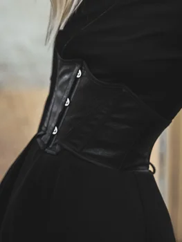 PUNK RAVE Meitene ir Gotikas Mākslīgās Ādas Underbust Korsetes Modes Punk Platas Jostas Sieviešu Piederumi