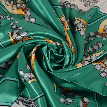 [BYSIFA] Zīda Šalle Ziemas Sievietes Zaļa Balta Galva Hijab Lakati Šalles Jaunu Ziedu Dizaina Kerchief galvas apsējs Satīna Kvadrātveida Šalles