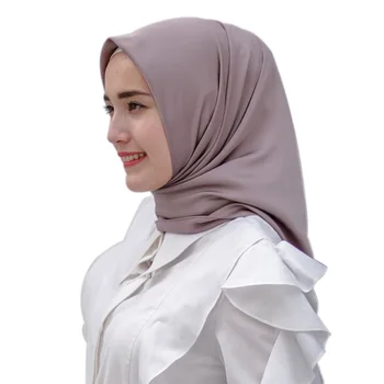 110*110cm Sieviešu Zīda Satīna Šalle Malaizija Musulmaņu Dāma Liela Izmēra Kāzu plīvurs, Hijab Šalles Lakatu Segumi Islāma Foulard