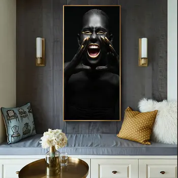 Āfrikas Sieviete Mākslas Gleznas Pie Sienas, Mākslas Plakāti Un Izdrukas Black Rokās Turot Zelta Rotaslietas Kanvas Bildes Mājas Dekoru