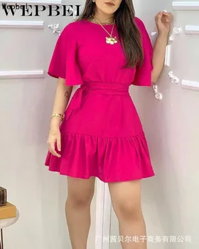 WEPBEL Sieviešu Sexy tīrtoņa Krāsas pieguļoša Kleita Rudens Modes Izšūšanas ar Īsām Piedurknēm O-veida Kakla Augsta Vidukļa Mini Kleita
