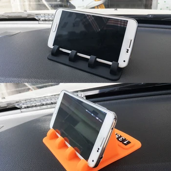 Auto Rotājumu Anti-slīdēšanas Paklājiņš Ar mobilā tālruņa Numuru Silikona Turētāju Apdare Non-slip Pad Paneļa GPS Mobilo telefonu 12x11 CM