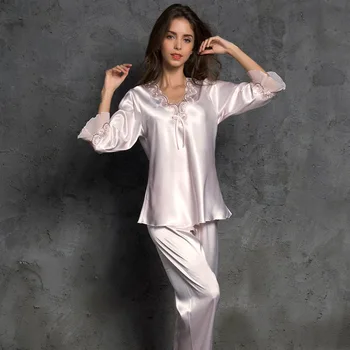 Ir 2021. Vasarā Jaunu Satīna Pidžamas Modes Sleepwear Sievietes Sexy Zīda Pidžamu Augstas Kvalitātes Ērti, Dziļi V Sievietēm Mājas Apstākļos