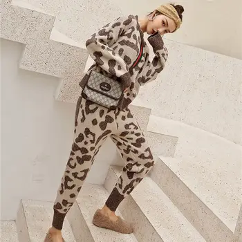 Džemperis sievietēm ir uzvalks jauno divu zaudēt korejas leopard apaļu kakla džemperis 