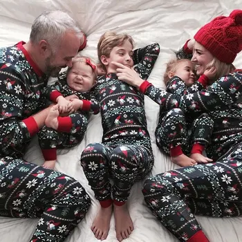Jaunais Ziemassvētku Ģimenes Saskaņošanas Pidžamas Komplekti Ziemassvētki Pieaugušo Tēvs, Māte, Meita Drukāt Sleepwear Naktsveļu Apģērbs Atbilstu Sleepwear